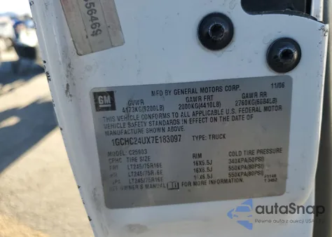 2007 Chevrolet Silverado C2500 Heavy Duty z USA, uszkodzony, nr VIN 1GCHC24UX7E183097